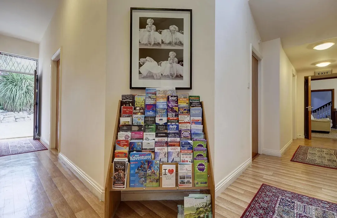 The Marilyn Mansion-1